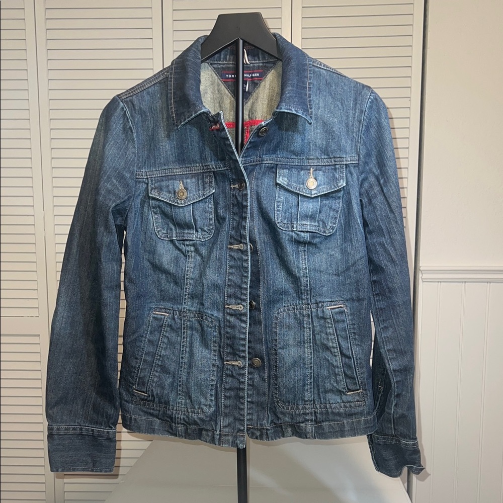 Tommy Hilfiger Blue Jean Jacket-Size Medium
